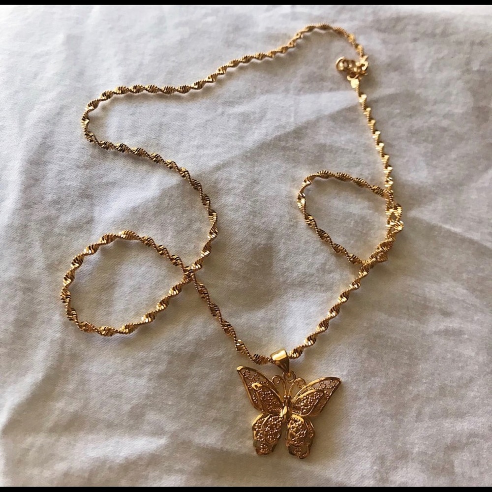 Gold filled 18k butterfly necklace - Picture 3 of 3